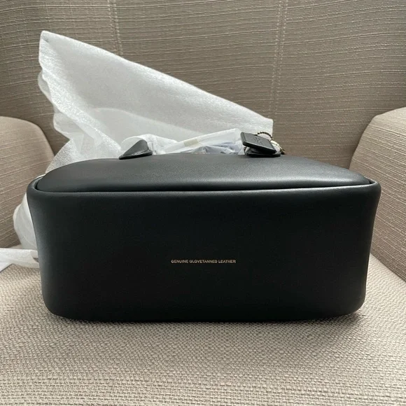 Coach Borough Bowling Bag in Colour Black And Coach customized Hangtag NWT - Picture 7 of 14